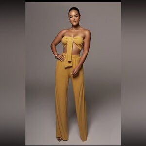 NWT two-piece set JLuxlable (M)